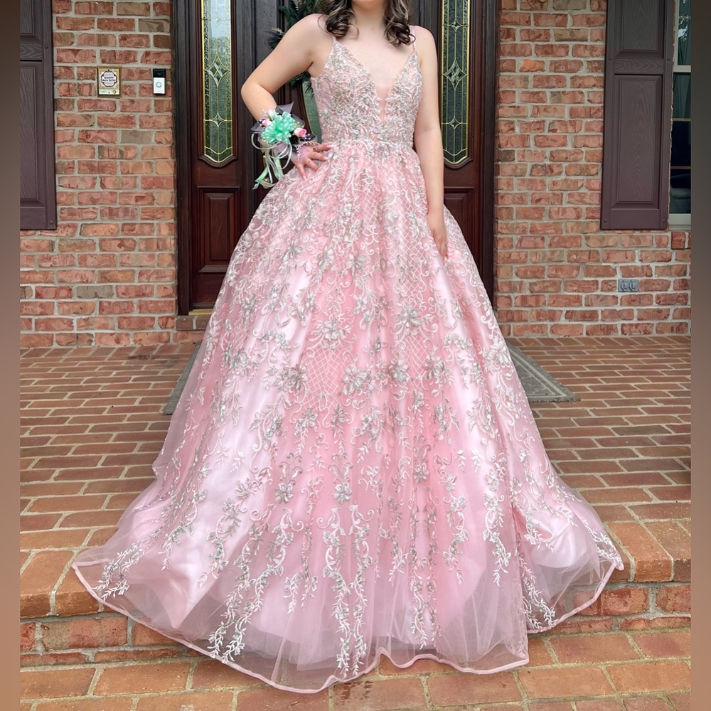 Sherri Hill Pink Prom Formal Dress Size 2